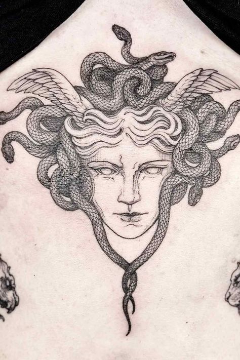 Medusa Shield Tattoo, Greek Myth Tattoos, Greece Mythology Tattoo, Ancient Greek Tattoo, Medusa Greek Mythology, Bleached Hoodie, Tattoo Modern, Mythical Art, Ancient Art Tattoo