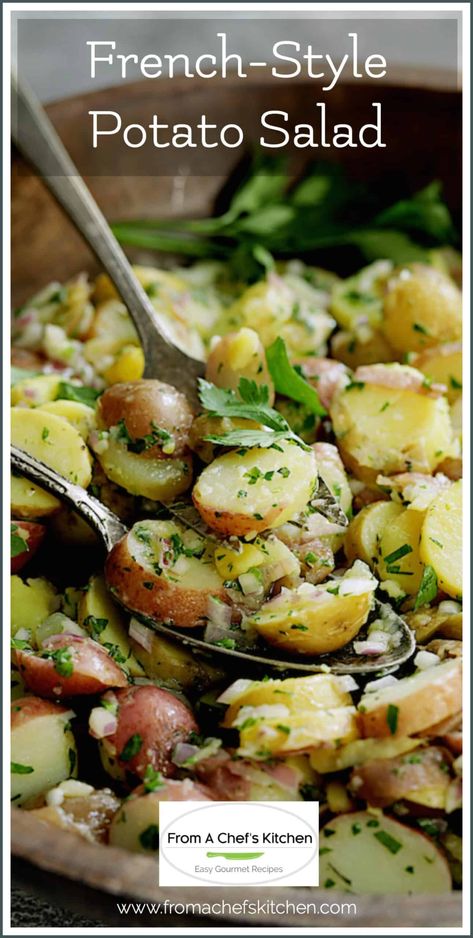 French Potato Salad, French Potatoes, Easy Potato Salad, Creamy Potato Salad, One Pot Dinners, Potato Side Dishes, Deilig Mat, Potatoe Salad Recipe, Salad Side Dishes