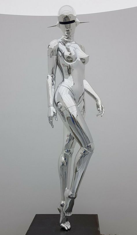 Dior X Sorayama, Futuristic Ballerina, Futuristic Body Art, White Sci Fi Aesthetic, Hajime Sorayama Robot, Futuristic Metallic Aesthetic, Futuristic Mannequin, Hajime Sorayama, Cyborgs Art