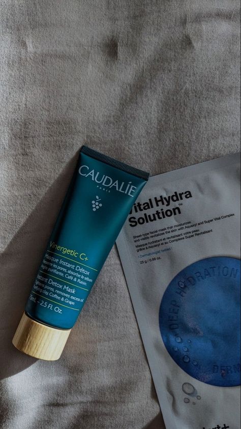 Mask Skincare Aesthetic, Caudalie Mask, Friday Self Care, Dr Jart Mask, Face Mask Aesthetic, Aesthetic Self Care, Mask Skincare, Pore Mask, Elsie Silver