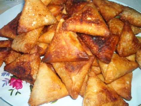 Algerian Food, Iranian Recipes, Chicken Cake, Baked Pancakes, Arab States, Algerian Recipes, Meat Pies, Ground Lamb, Ramadan Recipes