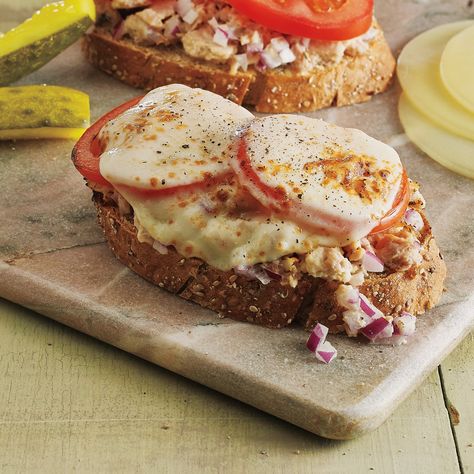 Open Faced Tuna Melt, Heb Recipes, Healthy Fish Recipes, Tuna Melt Sandwich, Tuna Melt Recipe, Melt Recipe, Tuna Melt, Tuna Melts, A Family Of Four