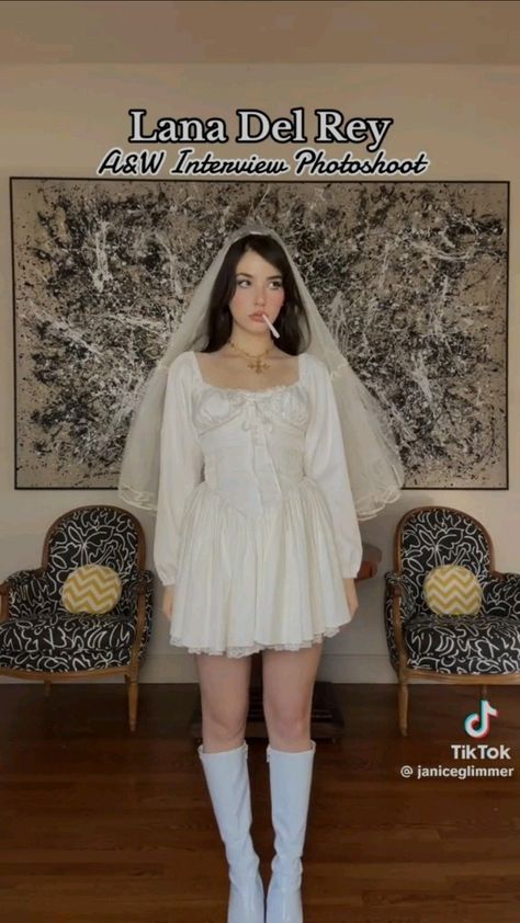 Lana Del Rey Halloween Costume, Lana Del Rey Halloween, Rey Halloween Costume, Lana Del Rey Outfits, Rey Costume, Interview Magazine, Halloween Costume Idea, Pretty Halloween Costumes, Looks Pinterest