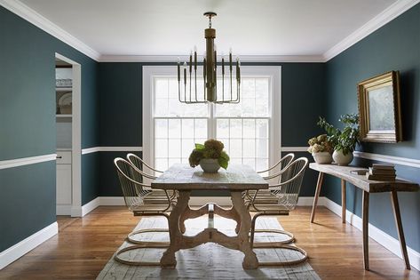 Are Dark Green Walls the New White Walls? (Short Answer: We Think Maybe) - Emily Henderson Living Room Design Dark, Green Dining Room, Dark Green Walls, Trending Paint Colors, Warm Home Decor, White Wall Decor, Dark Wood Floors, Green Walls, Chair Rail