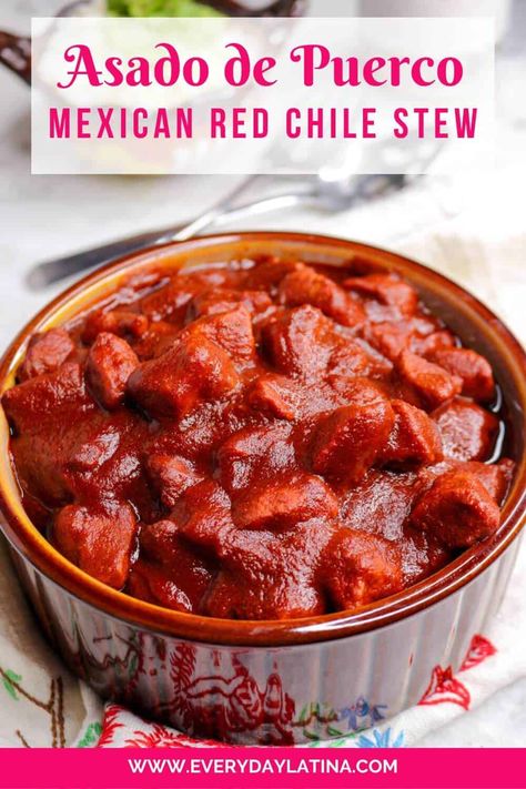 Red Chile Pork, Mexican Pork Stew, Chili Colorado, Easy Crockpot Soup, Food Comfort, Colorado Food, Mexican Pork, Mexican Meals, Chile Sauce