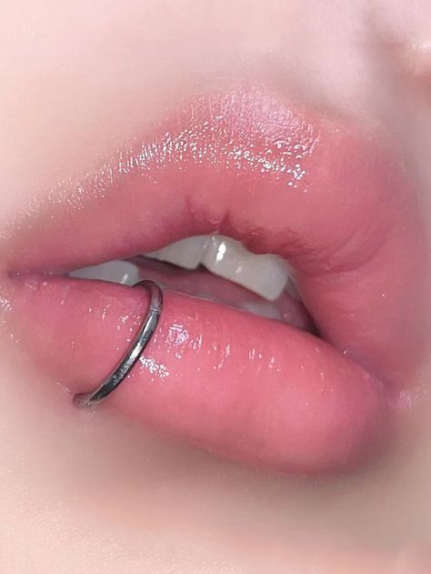 Plateado  Collar  Acero Inoxidable  Pendiente para labios Embellished Aesthetic Lip Piercing, Piercing On Lip, Persing Lips, Lip Piercing Women, Piercing Labret Lateral, Lip Ring Piercing, Lips Piercing, Lips Ring, Mouth Ring