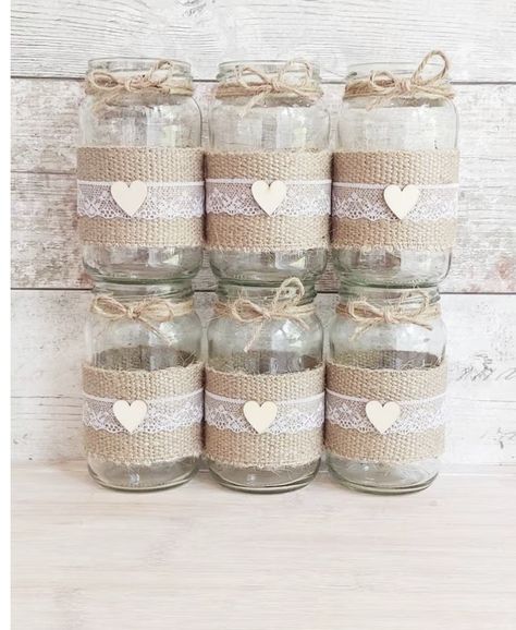 Wedding Jam Jars Decoration, Big Jar Decorating Ideas, Country Wedding Table Decor, Jar Candles Wedding, Jam Jar Wedding, Twine Vase, Country Wedding Table, Hessian Wedding, Silk Flower Wedding Bouquet