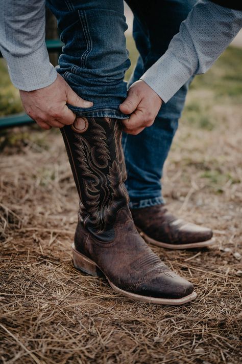 Men's Ariat 'Ringer' Cowboy Boots (Sizes 8-13; EE Width) {Dusted Wheat Men Cowboy Boots, Cowboy Wear, Cowboy Boots Men, Cowboy Outfit, Brown Cowboy Boots, Black Cowboy Boots, Country Boots, Cowboy Outfits, Mens Cowboy