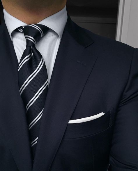 Corporate Lawyer Aesthetic Men, Lawyer Guy Aesthetic, Ceo Style Male, Lawyer Man Aesthetic, Necktie Outfit Men, Lawyer Outfit Men, Lawyer Suit, Lawyer Aesthetic, Stylish Business Outfits