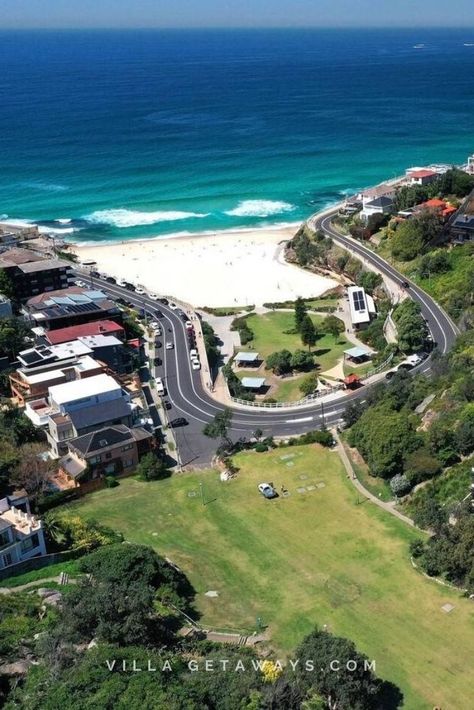 Tamarama Beach, Bondi Rescue, Luxury Villas, Beautiful Coffee, Villa Rental, Beach Houses, Luxury Villa, Study Abroad, The Sand