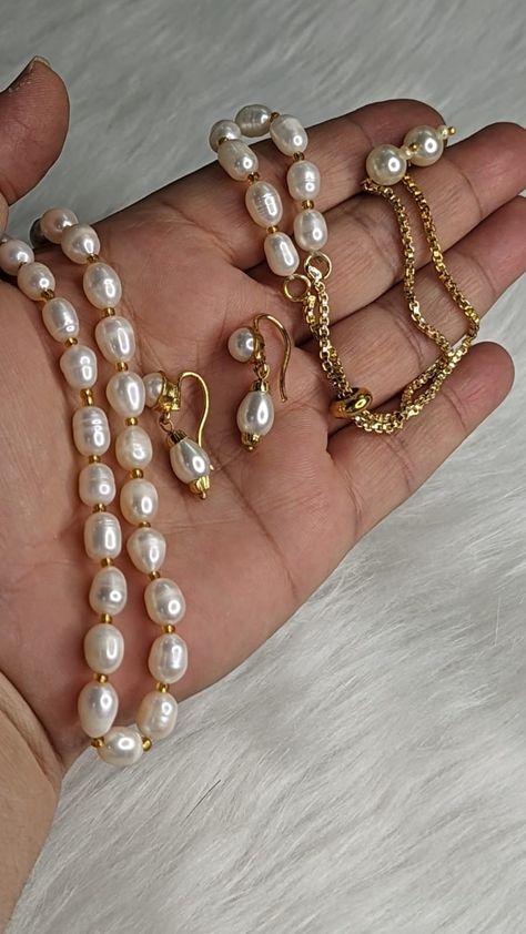 Real Pearl Jewellery, Gold Bangles Indian, Indian Choker Necklace, Wedding Pakistani, Pearl Jewels, Rose Gold Bangle, Gold Plated Bangles, Indian Jewelry Sets, Bridal Bangles