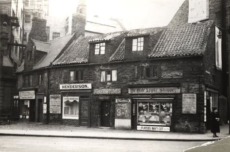 Choc Lab, England History, North Shields, Somewhere In Time, Building Concept, Tyne And Wear, Uk Photos, Old Street, Tiny Spaces