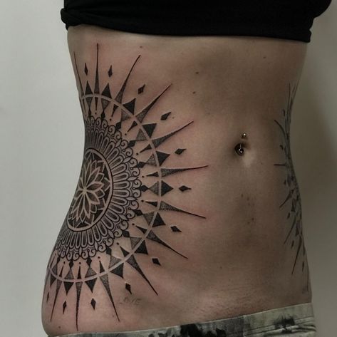 Waist Tattoo, Upper Thigh Tattoos, Spiral Tattoos, Geometric Mandala Tattoo, Waist Tattoos, Henna Inspired Tattoos, Torso Tattoos, Belly Tattoo, Girls Tattoo