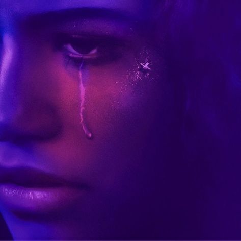 Zendaya Euphoria, Phone Wallpaper Boho, Sensory Art, Purple Vibe, Neon Aesthetic, Creative Portraits, Photography Projects, Eye Art, Purple Wallpaper