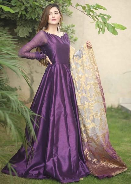 Daytime Glam, Pakistani Formal Dresses, Frock Fashion, Pakistani Dresses Casual, Pakistani Fancy Dresses, Pakistani Fashion Party Wear, Beautiful Pakistani Dresses, Indian Bridal Fashion, Fashion Enthusiast