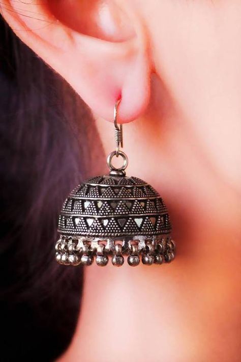 traditional indian jhumki Punjabi Pakistan, Black Metal Jewelry, Oxidised Silver Jewelry, Indian Jewelry Earrings, Antique Jewellery Designs, Antique Silver Jewelry, Silver Jewellery Indian, Indian Jewellery Design Earrings, Jewelry Design Earrings