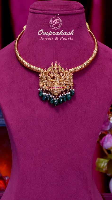 Embrace the rich heritage with this stunning Nakshi Kante necklace, intricately crafted to reflect timeless beauty and elegance. Perfect for making a regal statement on any special occasion.  #southjewellers #bridaljewellery #bridaljewelry #ethnicjewellery #heritagejewellery #916kdm #916kdmjewellery #bridesofinstagram #bridesofhyderabad #bridesofindia #bridesoftelugu #kundannecklace #bridaljewellery #southbrides Kante Gold Necklaces, Frocks Design, Kids Frocks Design, Heritage Jewellery, Diamond Necklace Designs, Gold Jewelry Stores, Gold Pendant Jewelry, Antique Gold Jewelry, Kundan Necklace