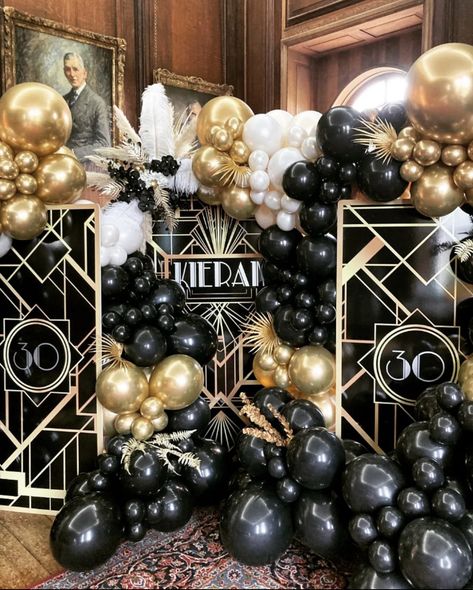 Roaring 20s Prom Theme, Harlem Nights Theme Party, Harlem Nights Party, Great Gatsby Party Decorations, Harlem Nights Theme, 20s Party Decorations, Great Gatsby Prom, Gatsby Birthday Party, Gatsby Gala