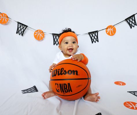 Basketball Milestone Pictures, Basketball 1st Birthday Photoshoot, 6 Month Basketball Photoshoot, Half Time 6 Month Birthday, Baby Basketball Photoshoot, Diy 6 Month Photoshoot, Basketball Baby Pictures, 6 Month Baby Picture Ideas Boy, Basketball Themed Birthday Party