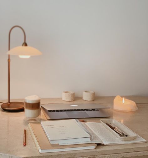 Neutral Study Aesthetic, Beige Study Aesthetic, Office Ideas Aesthetic, Study Desk Aesthetic, Study Supplies, Study Room Decor, Workspace Inspiration, Work Inspiration, Study Table