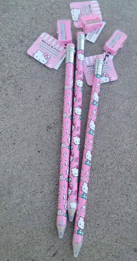 Sanrio Hello Kitty Pencil Hello Kitty Pencil Case, Hello Kitty School Supplies, Disney Princess Carriage, Sanrio Pencil, Hello Kitty Pencil, Hello Kitty School, Hello Kitty Bedroom, Pretty School Supplies, Cute Stationary School Supplies