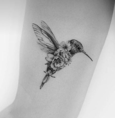 Fine Line Hummingbird, Sleeve Tattoos Black, Fine Line Hummingbird Tattoo, Line Hummingbird, Hummingbird Tattoo, Best Sleeve Tattoos, Fine Line, Temporary Tattoo, Tattoo On