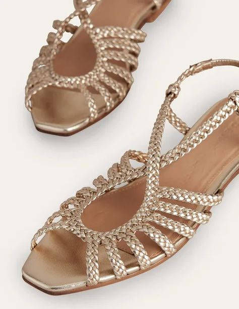 Woven Multistrap Flat Sandals Strappy Flats, Woven Sandals, Sandals Gold, Sandals Black, Strap Heels, The Pool, Boot Shoes Women, Flat Sandals, Platform Sandals