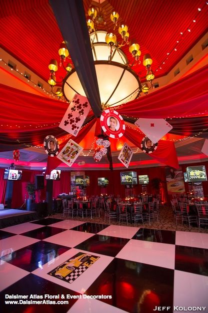 Casino Night Aesthetic, Casino Royale Prom, Casino Night Centerpieces, Vegas Prom Theme, Las Vegas Prom, Casino Gala, Las Vegas Theme Party, Casino Prom, Vegas Prom