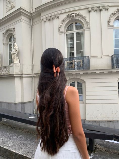 Healthy Shiny Hair, Long Shiny Hair, Brown Hair Inspo, Long Healthy Hair, Long Hair Pictures, Really Long Hair, Long Brown Hair, Haircuts Straight Hair, Dream Hair