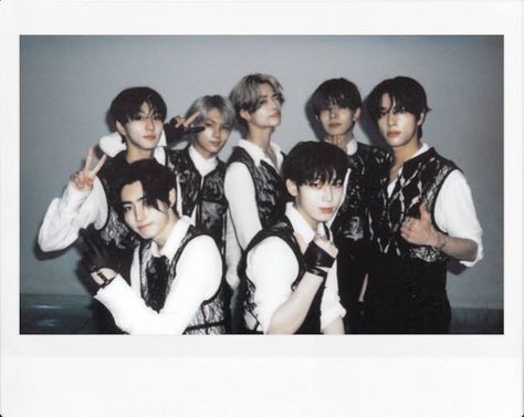 Enhypen Polaroid, Enhypen Ot7, Ill Always Love You, Vampire Boy, Give And Take, Photo Grouping, Dark Blood, Polaroid Pictures, Polaroid Photos