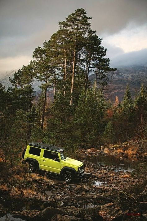 Never Settle Wallpapers, Jimny 4x4, Jimny Sierra, Jimny Suzuki, Bad Girl Wallpaper, Small Suv, Suzuki Samurai, Car Goals, Car Aesthetic