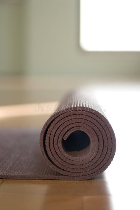 Image Zen, Photo Yoga, Yoga Photoshoot, Yoga Aesthetic, Yoga Inspo, Yoga Branding, Yoga Mats Best, Yoga Pictures, Yoga Photos