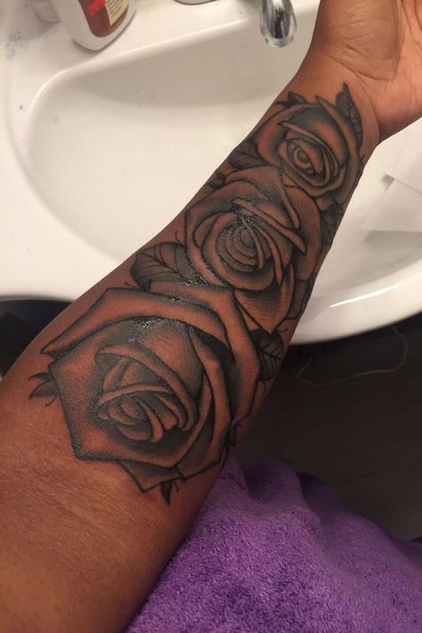 Cute Foot Tattoos, Cute Thigh Tattoos, Girl Thigh Tattoos, Rose Tattoo Sleeve, Three Roses, Rose Tattoos For Men, Rose Tattoos For Women, Hand Tattoos For Girls, Cute Hand Tattoos