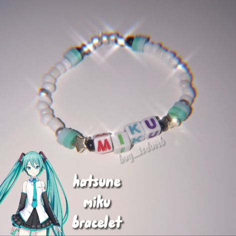 Hatsune Miku Bracelet, Miku Bracelet, Anime Bracelet Ideas, Anime Bracelet, Scene Kandi, Ideas Pulseras, Bracelet Aesthetic, Beaded Stuff, Bracelet Craft