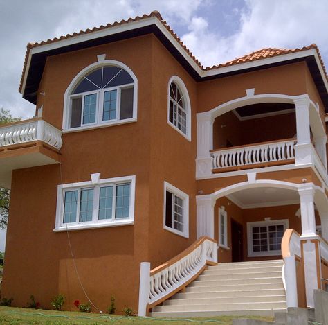 Orange Exterior House Colors, Colores Para Casa Exterior Ideas, Orange House Exterior, Simple House Exterior, Colorful Bedroom Design, Best Exterior House Paint, African House, Paint Color Ideas, Exterior House Paint Color Combinations