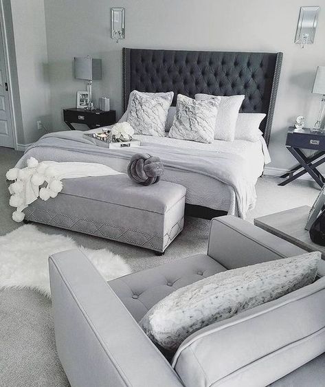 Gray And White Bedroom Ideas, Gray And White Bedroom, Modern French Bedroom, Stylish Master Bedrooms, White Bedroom Ideas, Gray Bedroom, Modern Bedroom Design, Wallpaper Bedroom, Remodel Bedroom