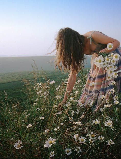 Festival Inspiration Field Of Dreams, The Meadows, The Grass, Flower Child, Country Life, Larp, Life Is Beautiful, Picture Perfect, Photography Inspiration