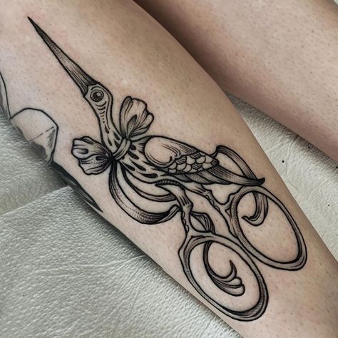 Bird Scissors Tattoo, Eclectic Tattoo, Scissor Tattoo, Bird Scissors, Tats Ideas, Henna Pen, Thanks A Million, New Tattoo Designs, Doodle Ideas