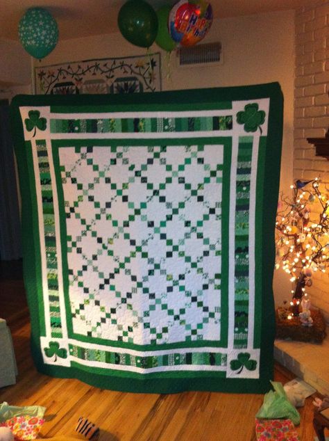 Shamrock quilt for my son, Dan, born on St. Patrick's Day St Patricks Day Quilts Free Pattern, St Patrick's Day Quilts, Irish Quilts, Shamrock Quilt, Picnic Quilts, March Decor, Irish Quilt Patterns, Celtic Quilts, Irish Quilt