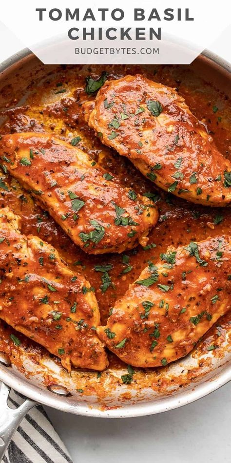 A garlicky marinade and tangy tomato pan sauce make this Tomato Basil Chicken an easy and flavorful option for dinner. Tomato Basil Marinade, Chicken Breast Tomato Sauce, Chicken Tomato Basil, Tomato Marinade, Pan Sauce For Chicken, Tomato Basil Chicken Recipe, Gi Recipes, Tomato Basil Chicken, Tomato Basil Sauce