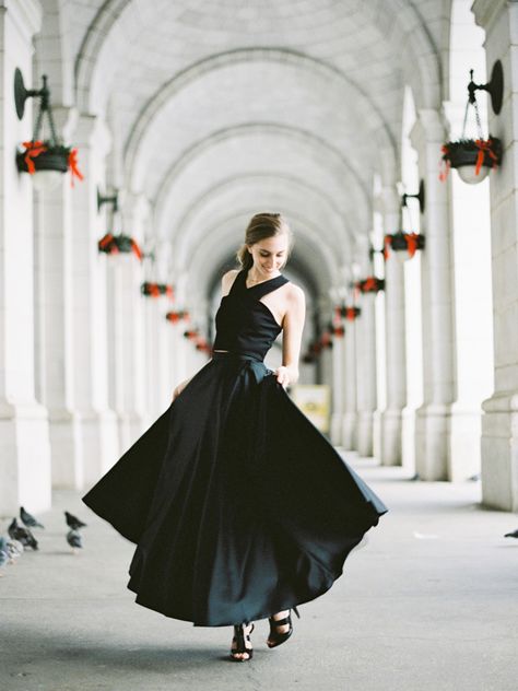 Columns Photoshoot, Black Dress Photography, Evening Dress Photoshoot, Black Dress Photoshoot, Dress Fashion Photography, Black Dress Elegant, High Fashion Photoshoot, Dramatic Dresses, Studio Photography Fashion