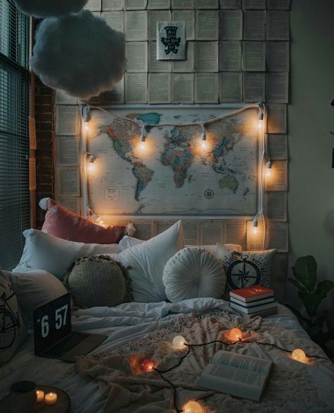 Bohemian Bedroom Decor, Bedroom Decor Design, Cozy Room Decor, Aesthetic Rooms, Dreamy Bedrooms, Teen Bedroom Decor, Bohemian Bedroom, Cute Room Decor, Cozy Room