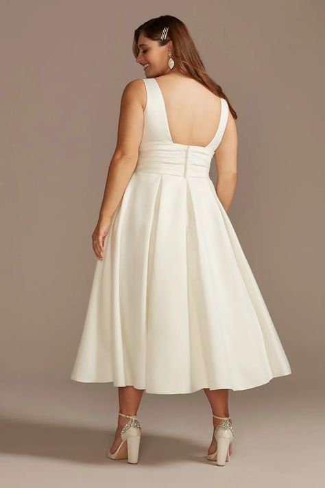 Plus Size Tea Length Wedding Dress, Modern Short Wedding Dress, Simple Wedding Dress Short, Plus Size Ball Gown, Courthouse Wedding Dress, Knee Length Wedding Dress, Midi Wedding Dress, Tea Length Skirt, Plus Size Wedding Dresses