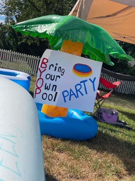 Above Ground Pool Party, Bring Your Own Pool Party, Byob Party, Mini Pool, Above Ground Swimming Pools, Summer Fun List, Summer Bucket List, Small Pool, Pool Toys