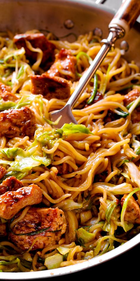 Restaurant Style Chicken Chow Mein Noodles comes together quickly and tastes so delicious! Your favorite stir fry noodles in under 30 minutes.  #chicken #chowmein #noodles #asian #soysauce #oystersauce #sherrywine  Ingredient list includes: chicken breasts, vegetable oil, oyster sauce, Salt and pepper, Noodles or spaghetti, cabbage, garlic, 3 scallions sliced lengthwise, soy sauce, oyster sauce, 1 tbsp dark brown sugar, 1/3 cup sherry wine Chowmein Noodles, Chicken Stir Fry With Noodles, Chicken Cabbage, Fry Noodles, Cabbage And Noodles, Noodle Restaurant, Hunger Pangs, Asian Meals, Chow Mein Recipe