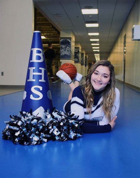 Cheer Picture Poses Basketball, Cheer Poses Individual Photo Ideas Basketball, Cheer Basketball Pictures, Cheer Pictures Basketball, Cheer Pictures Group, Basketball Cheer Pictures Poses, Basketball Cheer Senior Pictures, Cheer Necessities, Basketball Cheer Pictures