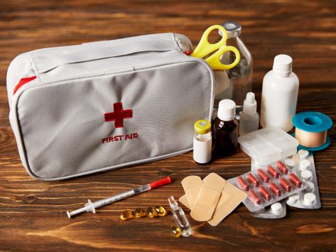 Emergency Essentials Every House Should Have - the Imperfectly Happy home Camping First Aid Kit, Medicine Kit, Emergency Essentials, Survival Items, Camping Kit, Combat Armor, Emergency Shelter, How To Make Fire, Medical Kit