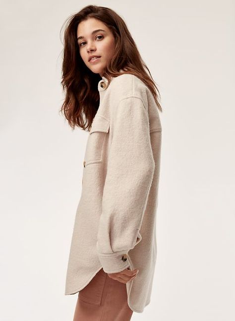 Wilfred Ganna Jacket Outfit, Ganna Jacket Aritzia Outfit, Ganna Jacket Outfit, Ganna Jacket Aritzia, Wilfred Cocoon Coat, Ganna Jacket, Aritzia Outfit, Jacket Aritzia, Minimalist Clothes