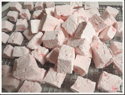 Agar Agar Marshmallow Recipe, Agar Marshmallow Recipe, Vegetarian Marshmallows, Marshmallow Eggs, Marshmallow Recipes, Homemade Marshmallow Recipe, Marshmallow Recipe, Vegan Egg Substitute, Cauliflowers