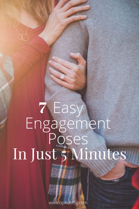 Read more here for 7 easy engagement poses for your engagement photography sessions. #engagementphotography #photographytips #weddingphotography Engagement Session Prompts, Engagement Photo Prompts, Engagement Photos Indoor, Boho Engagement Photos, Creative Engagement Photo, Photo Prompts, Outdoor Engagement Photos, Groom Looks, Great Smiles